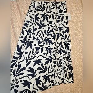 Time and Tru Floral  Skirt